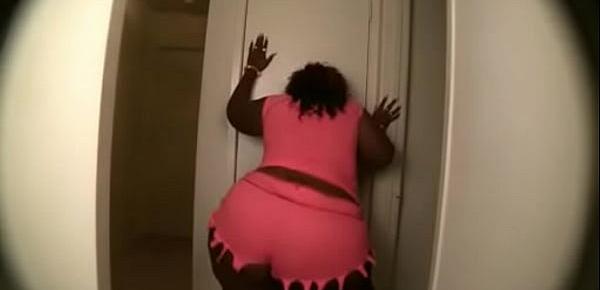  Plumper Black BBBW Babe Twerk Her Fat Booty